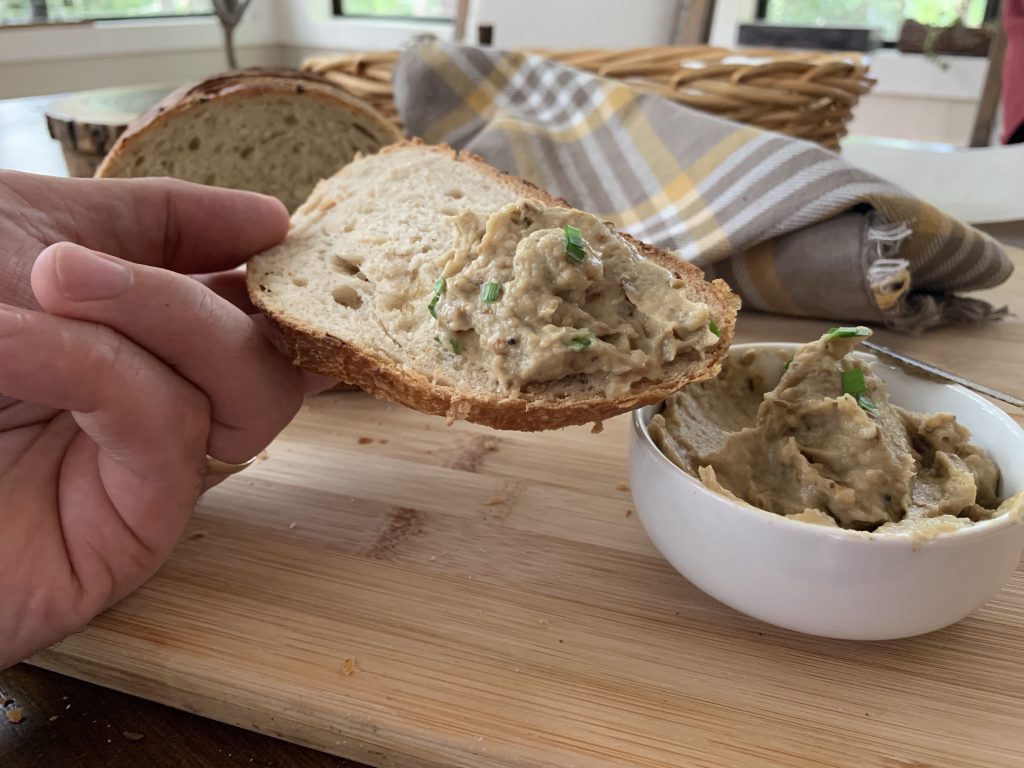 Bread with Caramelized Onion